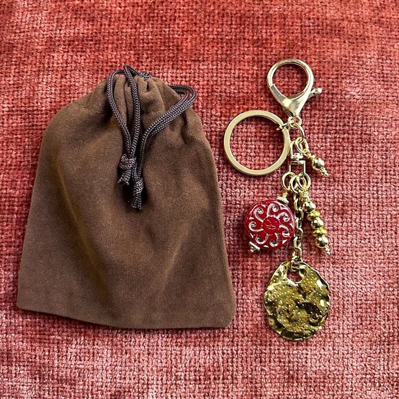 GOLD HAMMERED NUGGET Dark Cherry Bag Charm - Picture 1 of 7
